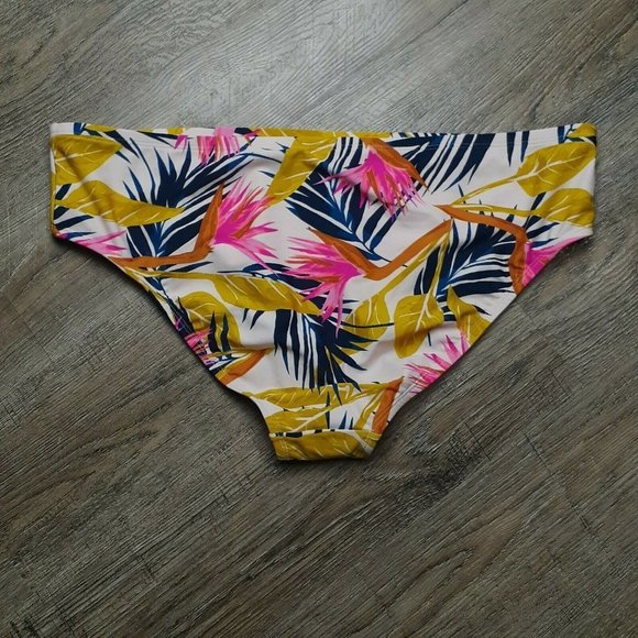Xhilaration NWT Swimsuit Bikini Bottoms ~ 16W/18W  - Picture 4 of 4